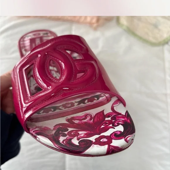Dolce & Gabbana Fuchsia Logo Sandals - Picture 4 of 5